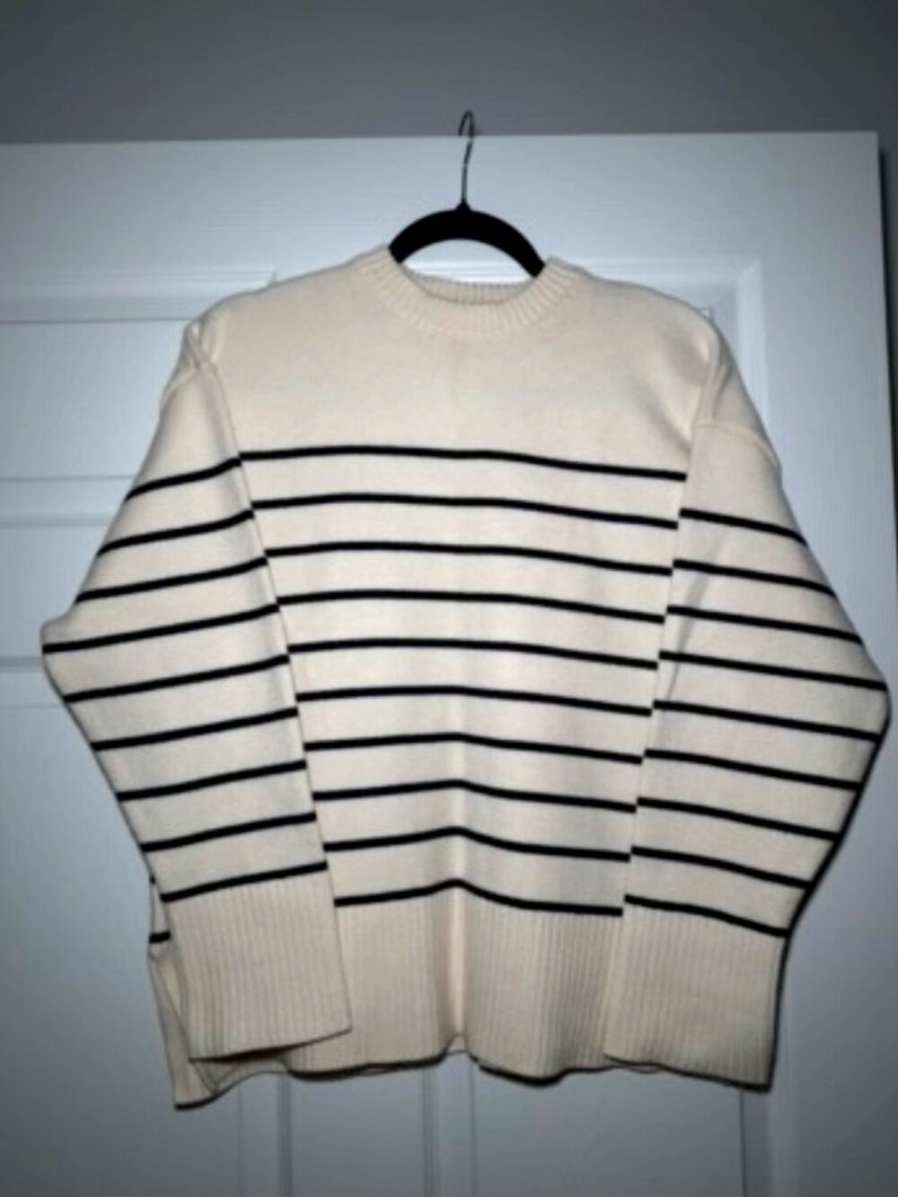 Zara Cream and Black Striped Crew Neck Sweater Size M